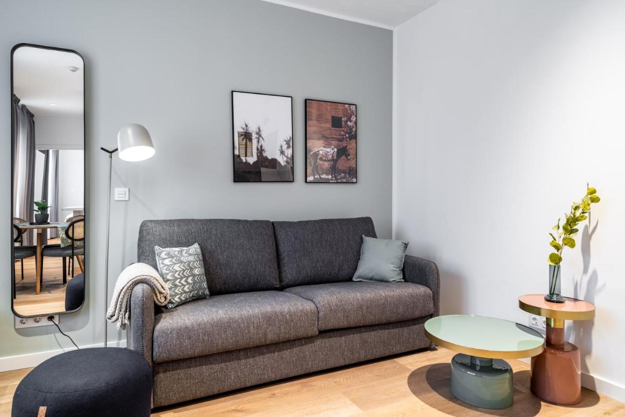 Limehome Sevilla Ronda De Capuchinos Exteriör bild