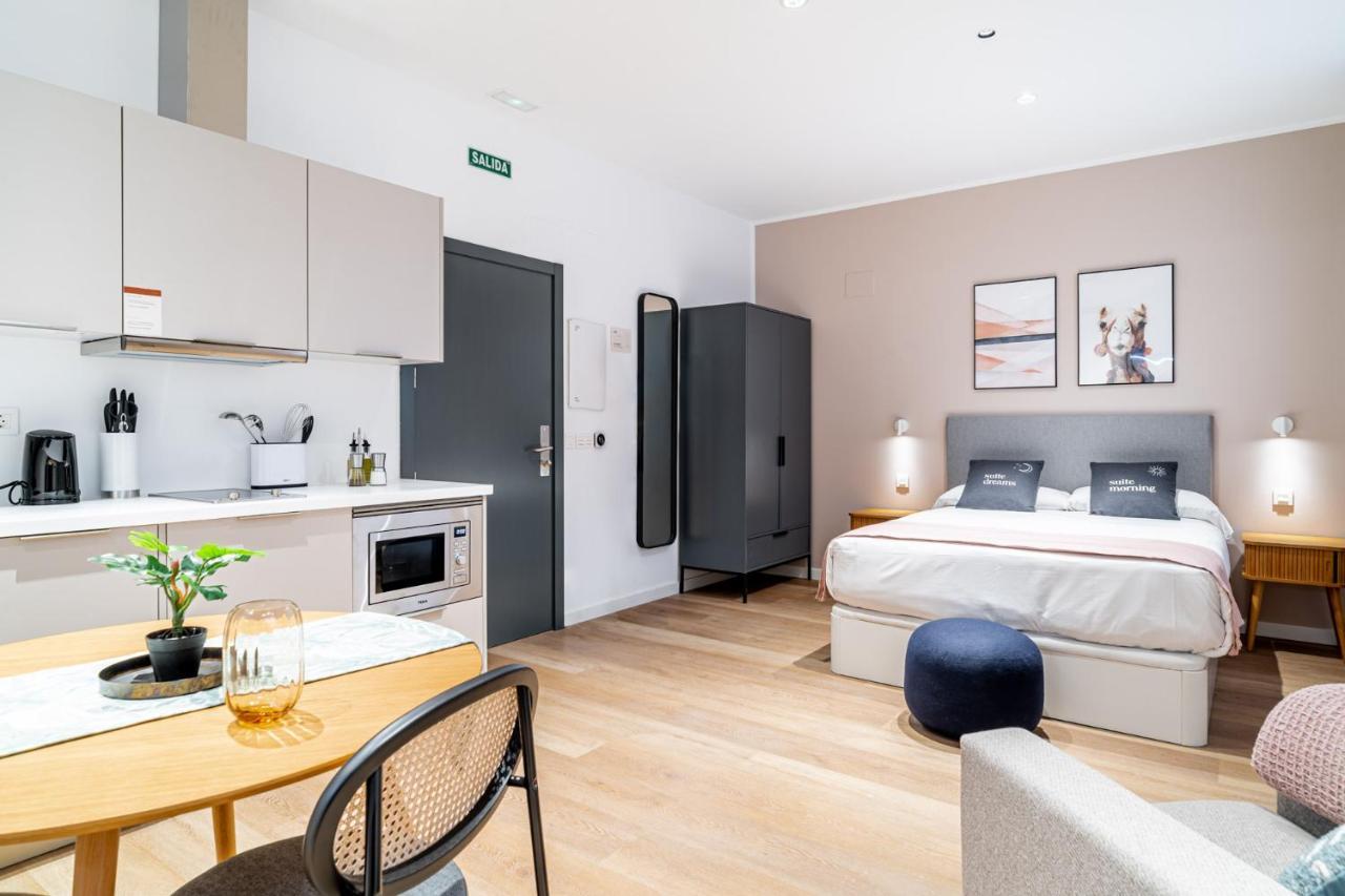 Limehome Sevilla Ronda De Capuchinos Exteriör bild