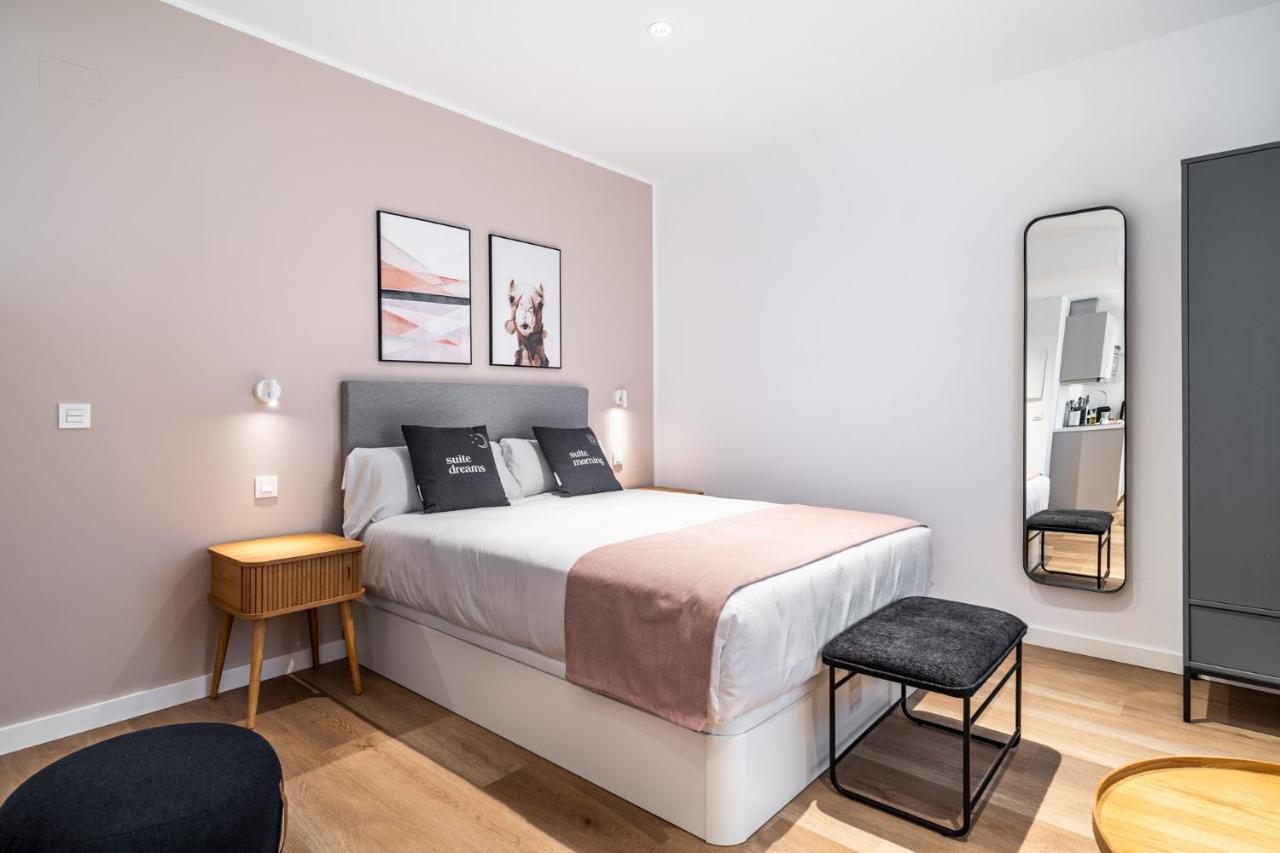 Limehome Sevilla Ronda De Capuchinos Exteriör bild